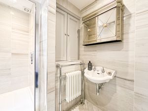 Photo 18- click for photo gallery